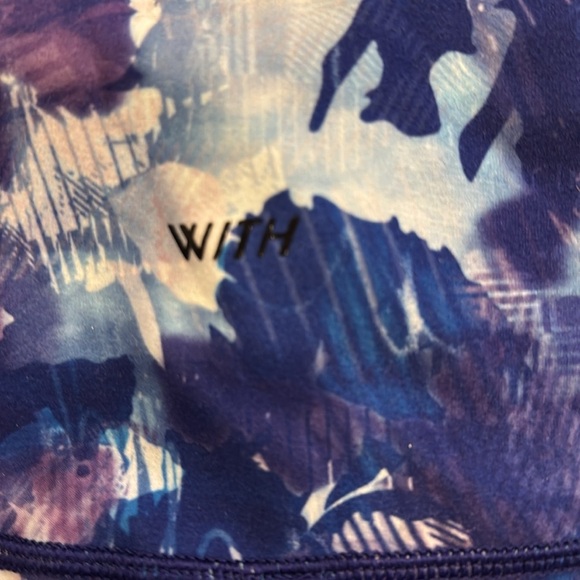 With Peloton purple/blue print leggings size medium - Picture 5 of 7